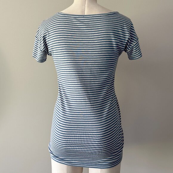 Splendid Striped Top Womens Size Small Boat Neck Blue Grey Stripes Short Sleeve - Picture 2 of 6